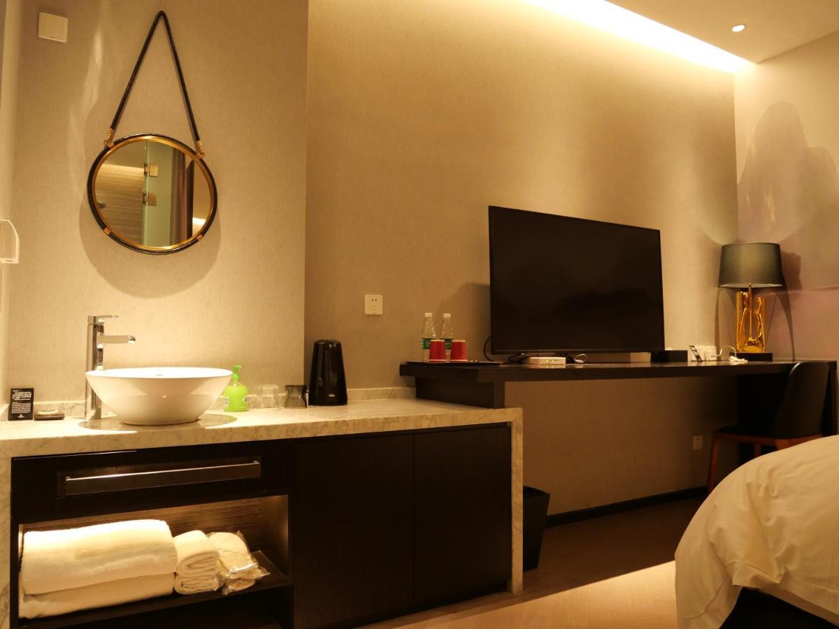 林人酒店 Jingan Bagian luar foto